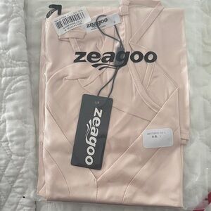 zeagoo Soft Blush Pink Wrapped V-Neck Top